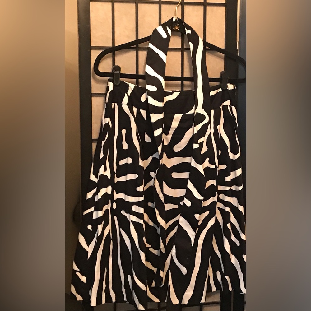 Black & White Belted Skirt with pockets